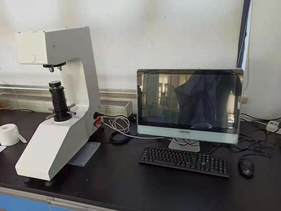 计算机维氏硬度计